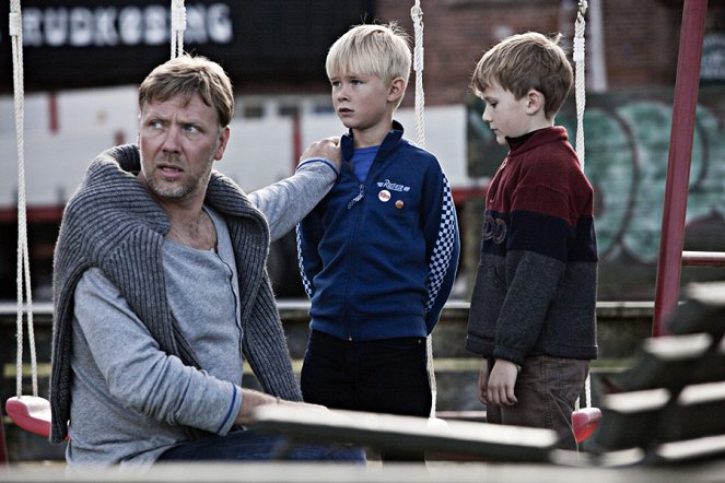 In a Better World - Photos - Mikael Persbrandt