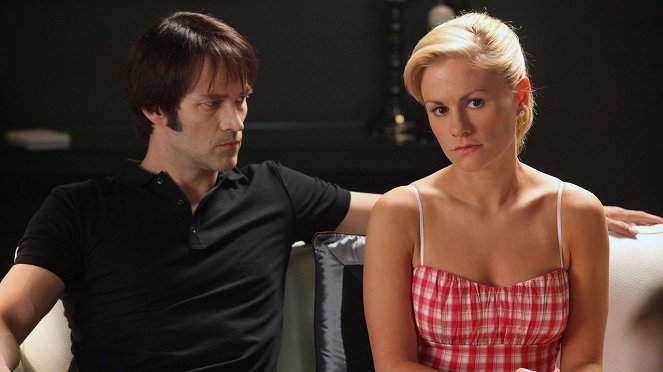 True Blood - I Will Rise Up - Photos - Stephen Moyer, Anna Paquin