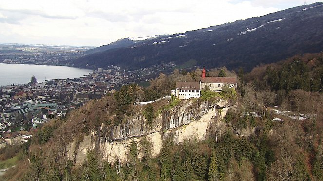 Burgen in Vorarlberg - Zwischen gefährdetem Erbe und gefeiertem Baustil - Van film