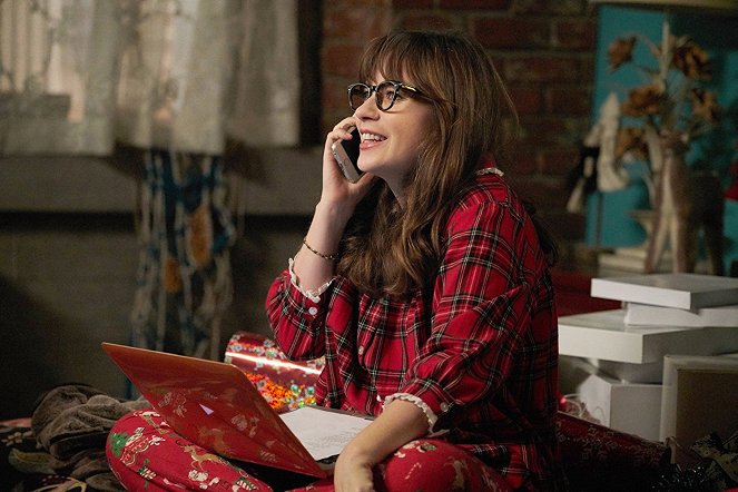 New Girl - Season 6 - Christmas Eve Eve - Photos - Zooey Deschanel