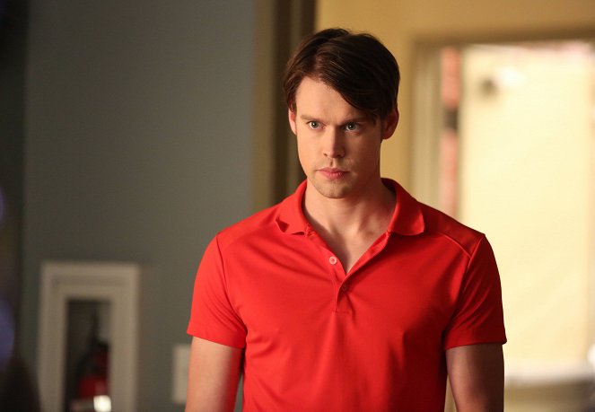 Glee - Season 6 - The Hurt Locker: Part 2 - Photos - Chord Overstreet