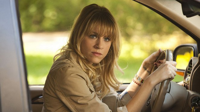 True Blood - Let's Get Out of Here - Van film - Brit Morgan