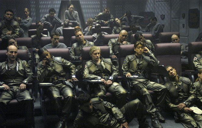 Taisteluplaneetta Galactica - 33 - Kuvat elokuvasta