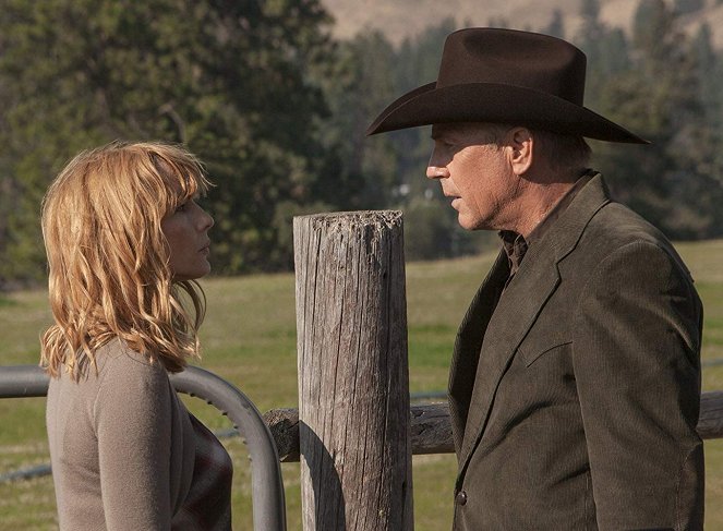 Yellowstone - No hay buenos caballos - De la película - Kelly Reilly, Kevin Costner