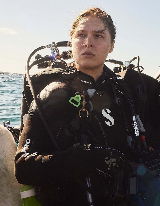Harcos kontra cápa: ketrec nélkül - Filmfotók - Ronda Rousey