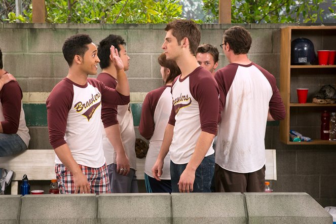 Baby Daddy - Take Her Out of the Ballgame - Kuvat elokuvasta - Tahj Mowry, Jean-Luc Bilodeau