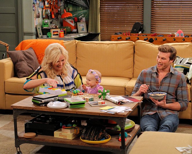 Baby Daddy - A Knight to Remember - Do filme - Melissa Peterman, Derek Theler