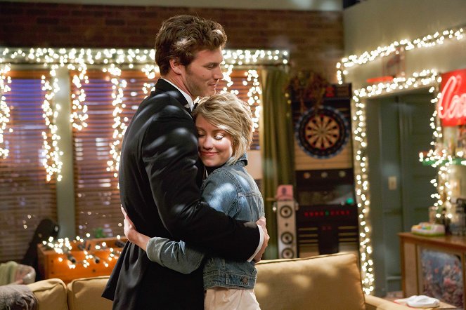 Baby Daddy - Livin' on a Prom - Photos - Derek Theler, Chelsea Kane