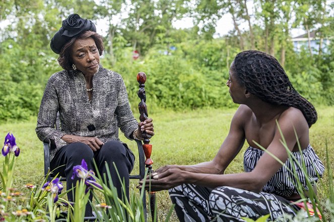 Queen Sugar - On These I Stand - Filmfotók - Tina Lifford, Rutina Wesley