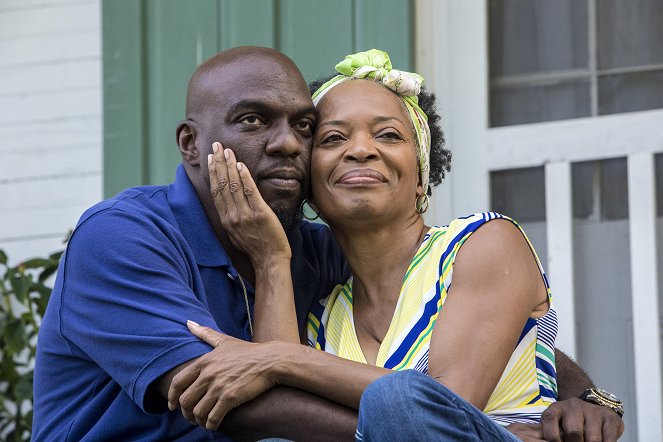 Queen Sugar - Season 2 - Dream Variations - Filmfotos - Omar J. Dorsey, Tina Lifford