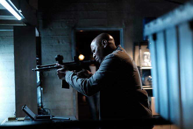 Shooter - A Call to Arms - Van film - Omar Epps