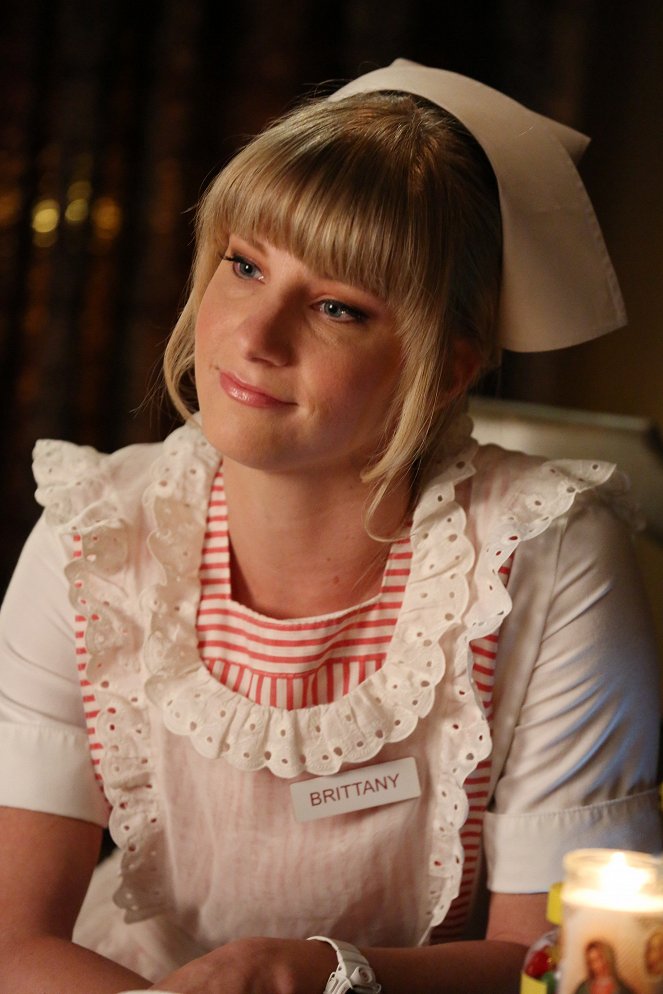 Glee - What the World Needs Now - Van film - Heather Morris