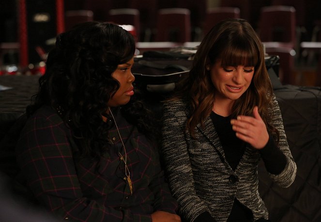 Glee - Sztárok leszünk! - What the World Needs Now - Filmfotók - Amber Riley, Lea Michele