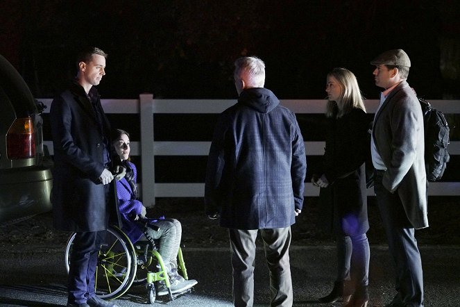 NCIS: Naval Criminal Investigative Service - After Hours - Photos - Sean Murray, Margo Harshman, Emily Wickersham, Michael Weatherly