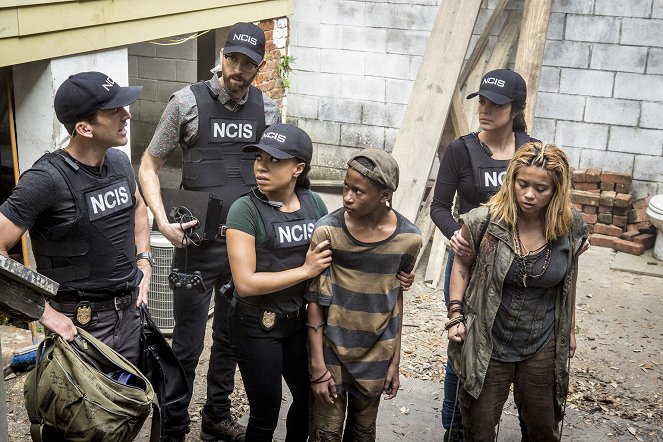 Agenci NCIS: Nowy Orlean - Hard Knock Life - Z filmu - Lucas Black, Rob Kerkovich, Shalita Grant, Vanessa Ferlito