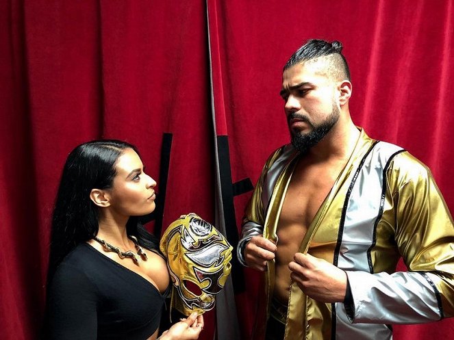 WWE Extreme Rules - Z natáčení - Thea Trinidad, Manuel Alfonso Andrade Oropeza