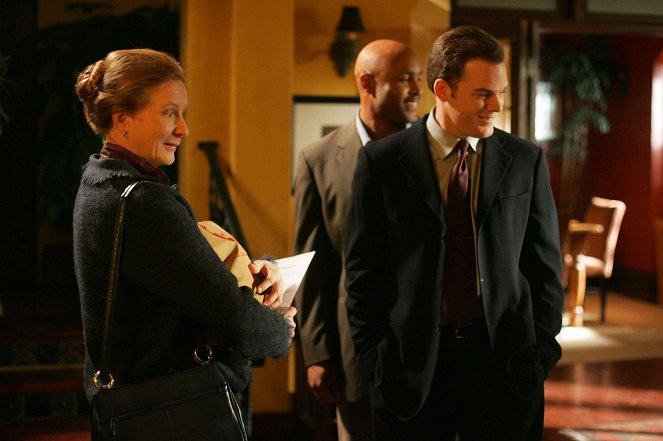 Six Feet Under - Singing for Our Lives - Photos - Frances Conroy, Michael C. Hall