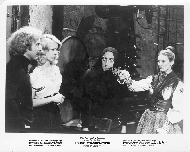 Az ifjú Frankenstein - Vitrinfotók - Gene Wilder, Teri Garr, Marty Feldman, Cloris Leachman