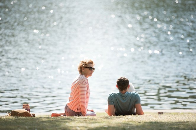 Filmové hvězdy neumírají v Liverpoolu - Z filmu - Annette Bening