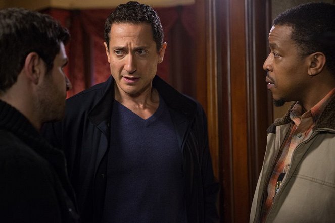 Grimm - You Don't Know Jack - Do filme - Sasha Roiz, Russell Hornsby