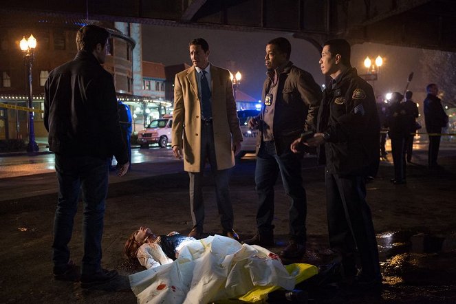 Grimm - You Don't Know Jack - Photos - Sasha Roiz, Russell Hornsby, Reggie Lee