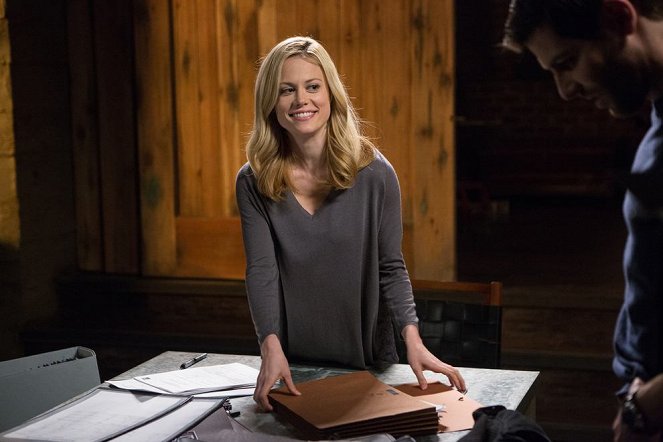 Grimm - Good to the Bone - Film - Claire Coffee