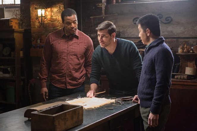 Grimm - Mocná maska - Z filmu - Russell Hornsby, David Giuntoli, Reggie Lee