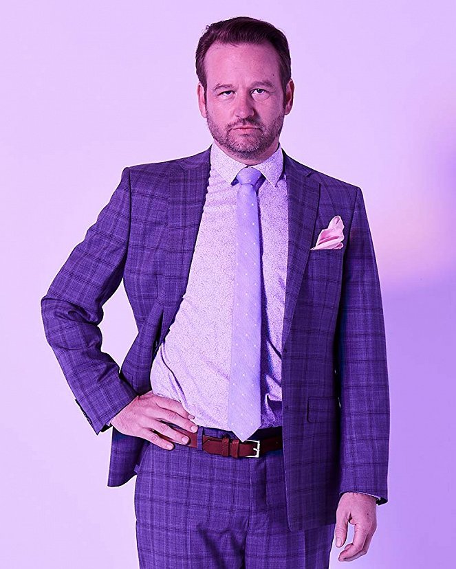 Nenasytná - Promo - Dallas Roberts