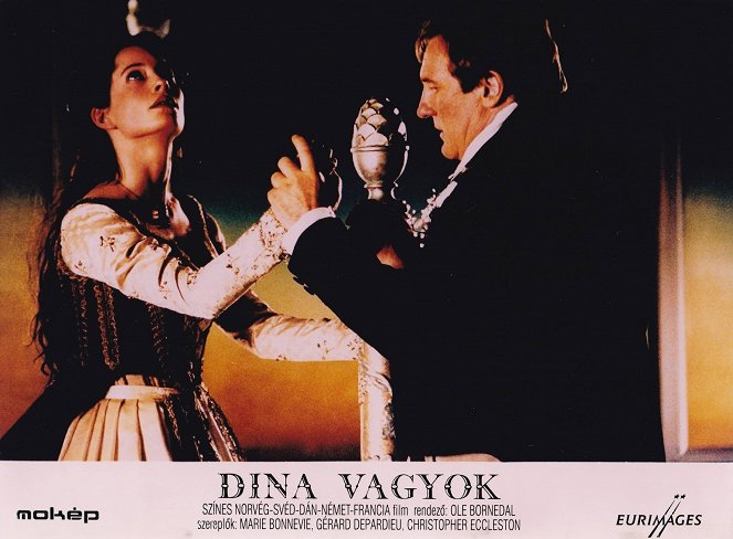 Dina vagyok - Vitrinfotók - Maria Bonnevie, Gérard Depardieu