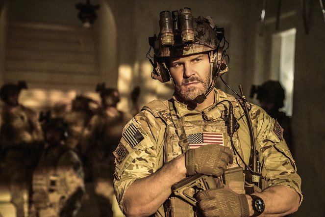 SEAL Team - Season 1 - Pattern of Life - Filmfotók - David Boreanaz