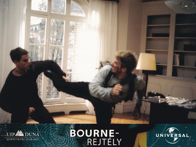 A Bourne-rejtély - Vitrinfotók