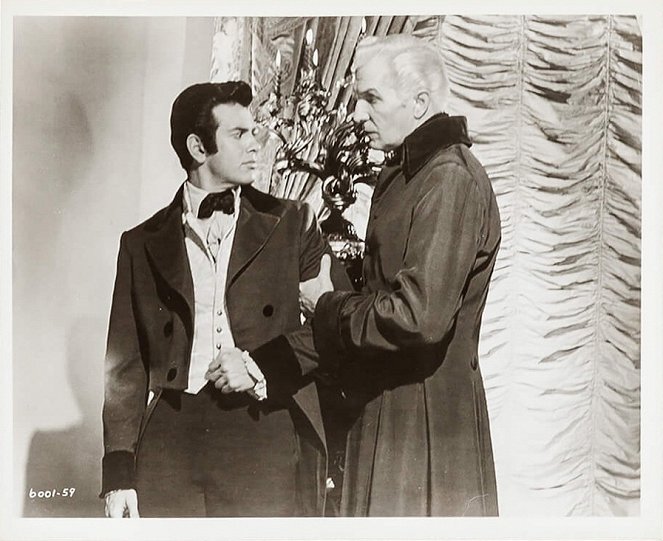 The Fall of the House of Usher - Photos - Mark Damon, Vincent Price