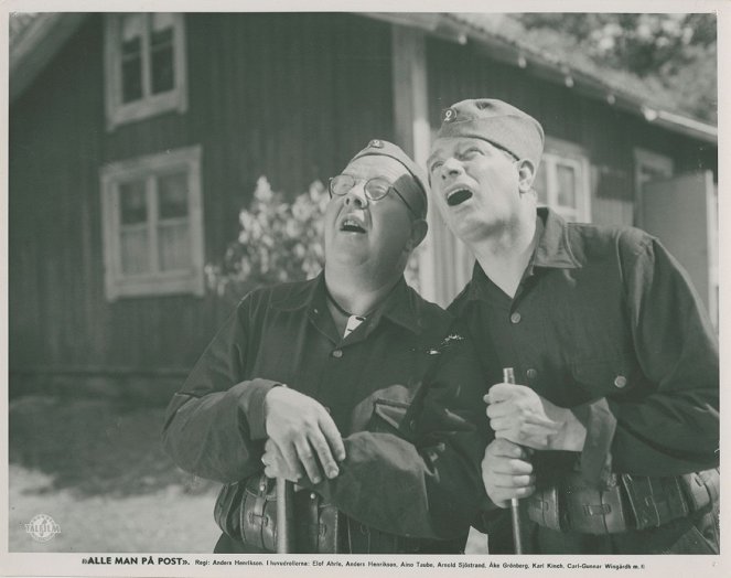 Alle man på post - Fotosky - Carl-Gunnar Wingård, Elof Ahrle