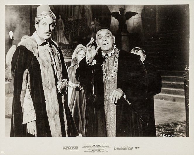 A holló - Vitrinfotók - Vincent Price, Olive Sturgess, Boris Karloff