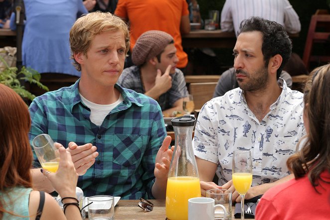 You're the Worst - Sunday Funday - Filmfotos - Chris Geere, Desmin Borges