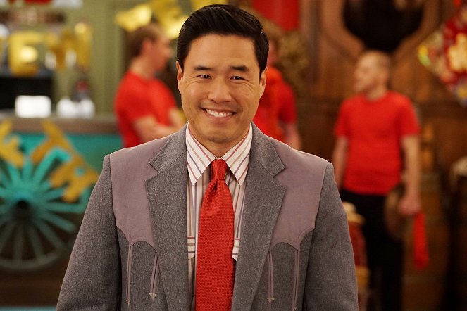Fresh Off the Boat - Year of the Rat - Photos - Randall Park