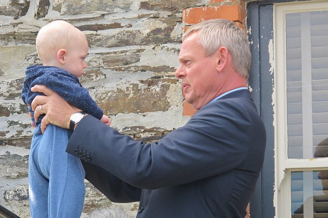 Doc Martin - Season 6 - Pakko-oireita - Kuvat elokuvasta - Martin Clunes