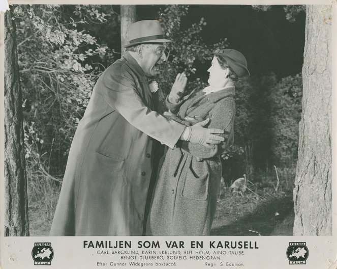The Family That Was a Carousel - Lobby Cards - Carl Barcklind