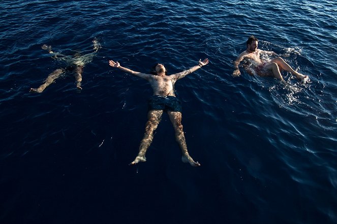 Iuventa. Seenotrettung - Ein Akt der Menschlichkeit - Photos
