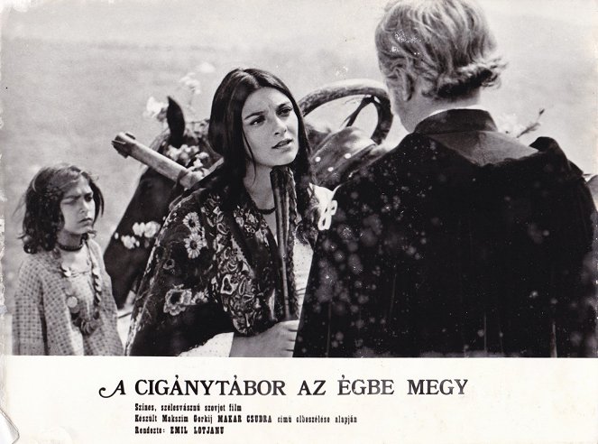Queen of the Gypsies - Lobby Cards - Svetlana Tomová