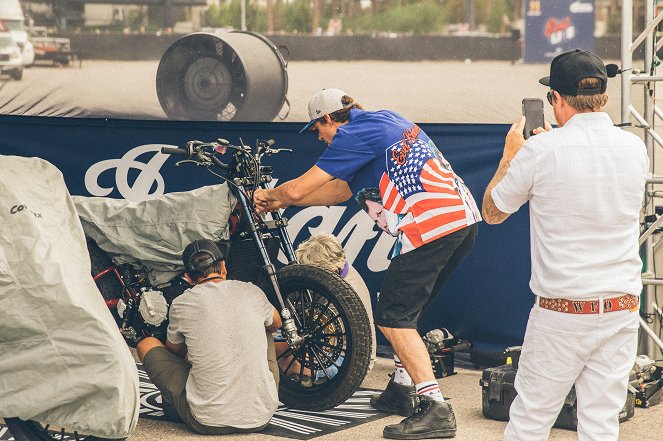 Největší motoskok v dějinách - Z filmu