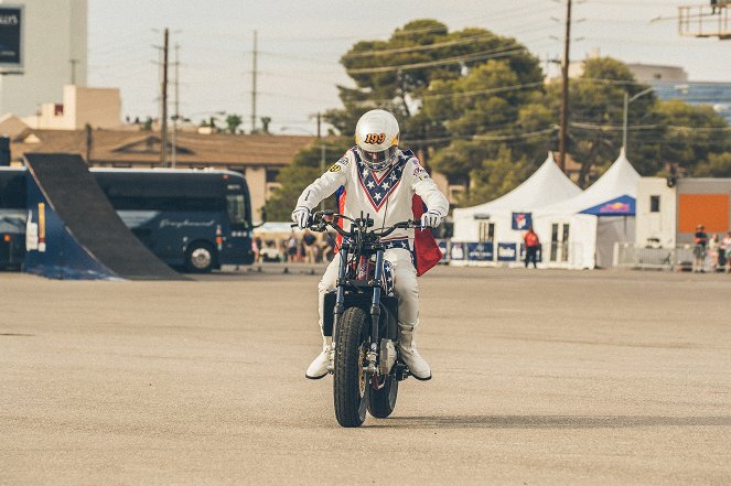 Největší motoskok v dějinách - Z filmu