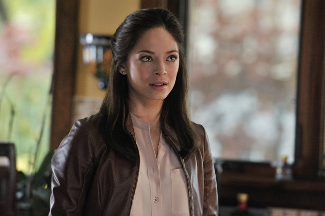 Beauty and the Beast - Trapped - Photos - Kristin Kreuk