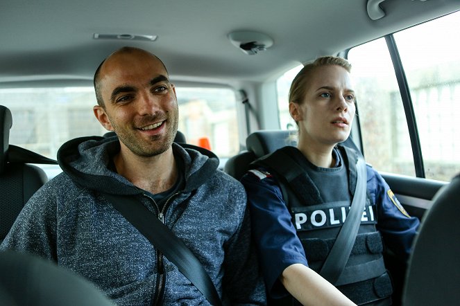 CopStories - Bitte ned - Van film - Cornelia Ivancan