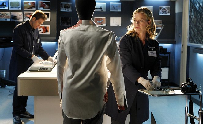 CSI: A helyszínelők - Vér - Filmfotók - Eric Szmanda, Elisabeth Shue