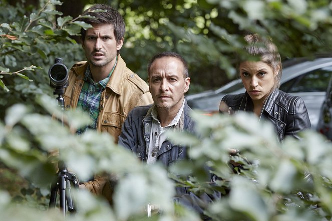 Alarm für Cobra 11 - Die Autobahnpolizei - Season 18 - Einsame Entscheidung - Filmfotos - Tom Beck, Erdogan Atalay, Anna Julia Antonucci