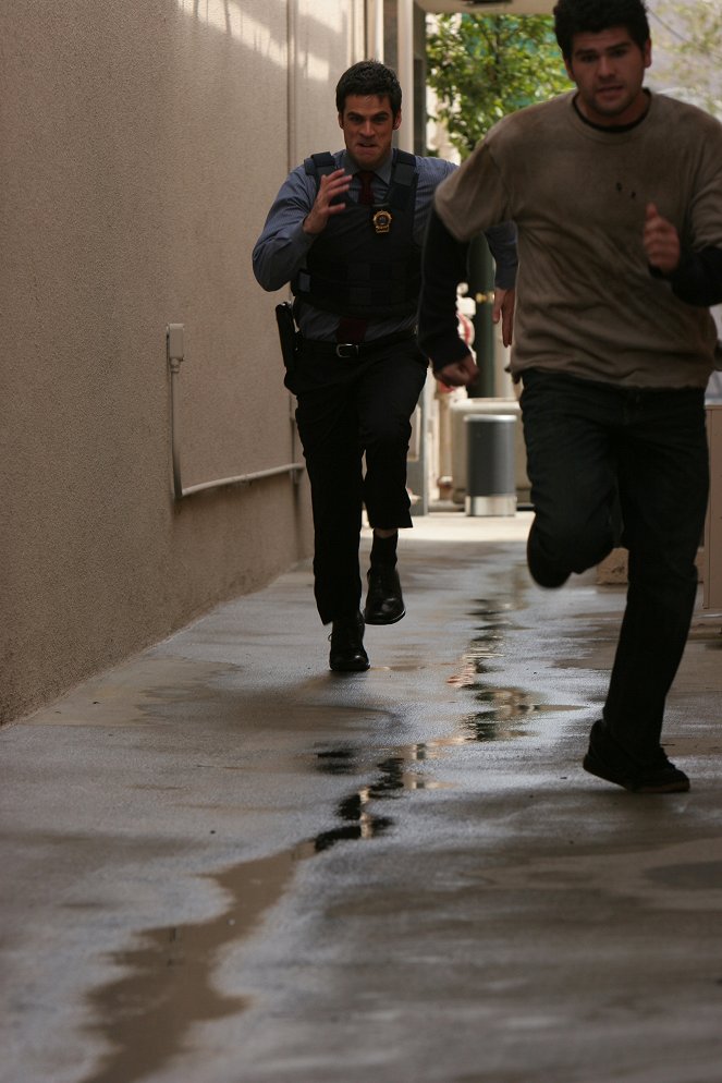 CSI: NY - Season 2 - Super Men - Photos - Eddie Cahill