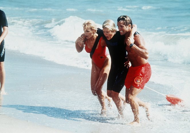 Los vigilantes de la playa - Season 6 - Surf's Up - De la película - Gena Lee Nolin, David Chokachi