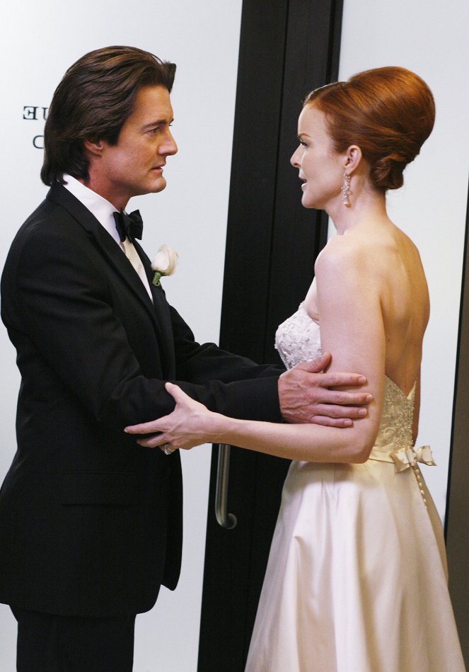Desperate Housewives - It Takes Two - Photos - Kyle MacLachlan, Marcia Cross