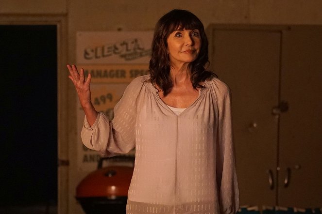 The Last Man on Earth - Season 3 - Five Hoda Kotbs - Photos